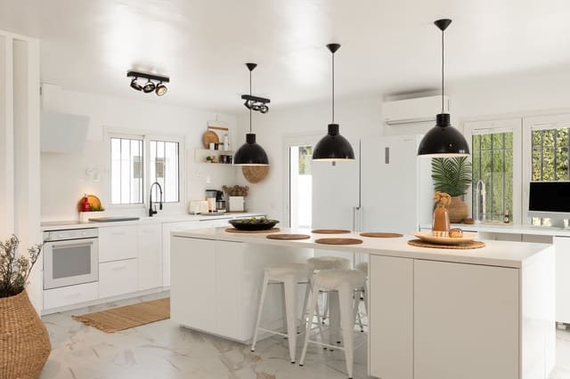 3 soverom Villa til salgs i Sotogrande, San Roque - € 1 795 000 (Ref: 9796402)