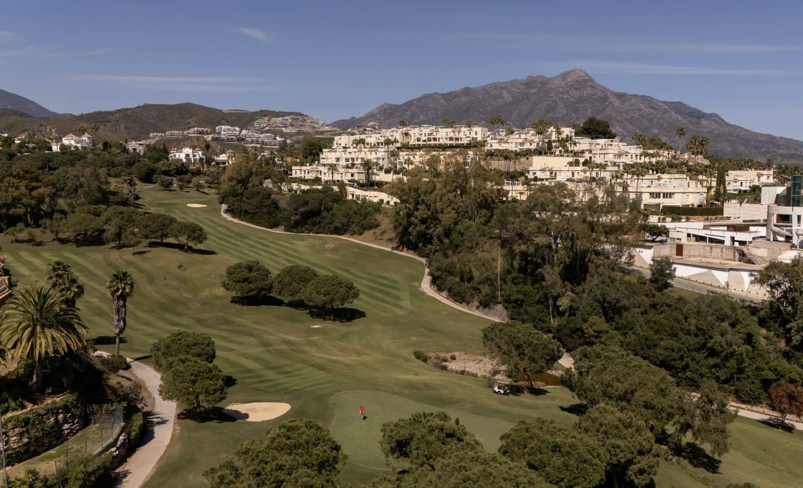 4 bedroom Townhouse for sale in Benahavis - € 1,850,000 (Ref: 9796408)
