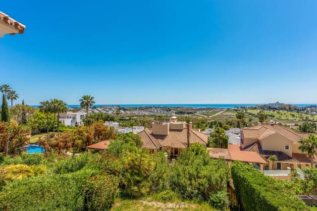 3 quarto Casa em Banda para venda em Atalaya-Isdabe, Estepona - 899 000 € (Ref: 9796409)