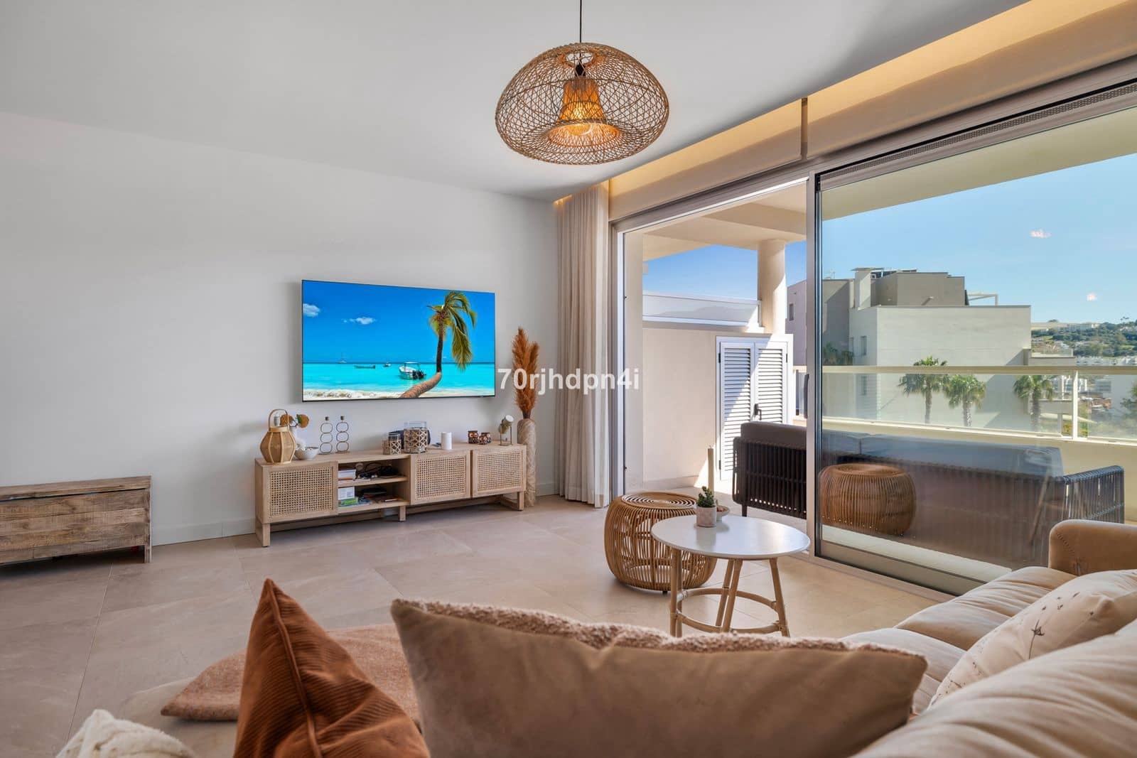 Apartamento de 2 habitaciones en Mijas Costa en venta - 435.000 € (Ref: 9796410)