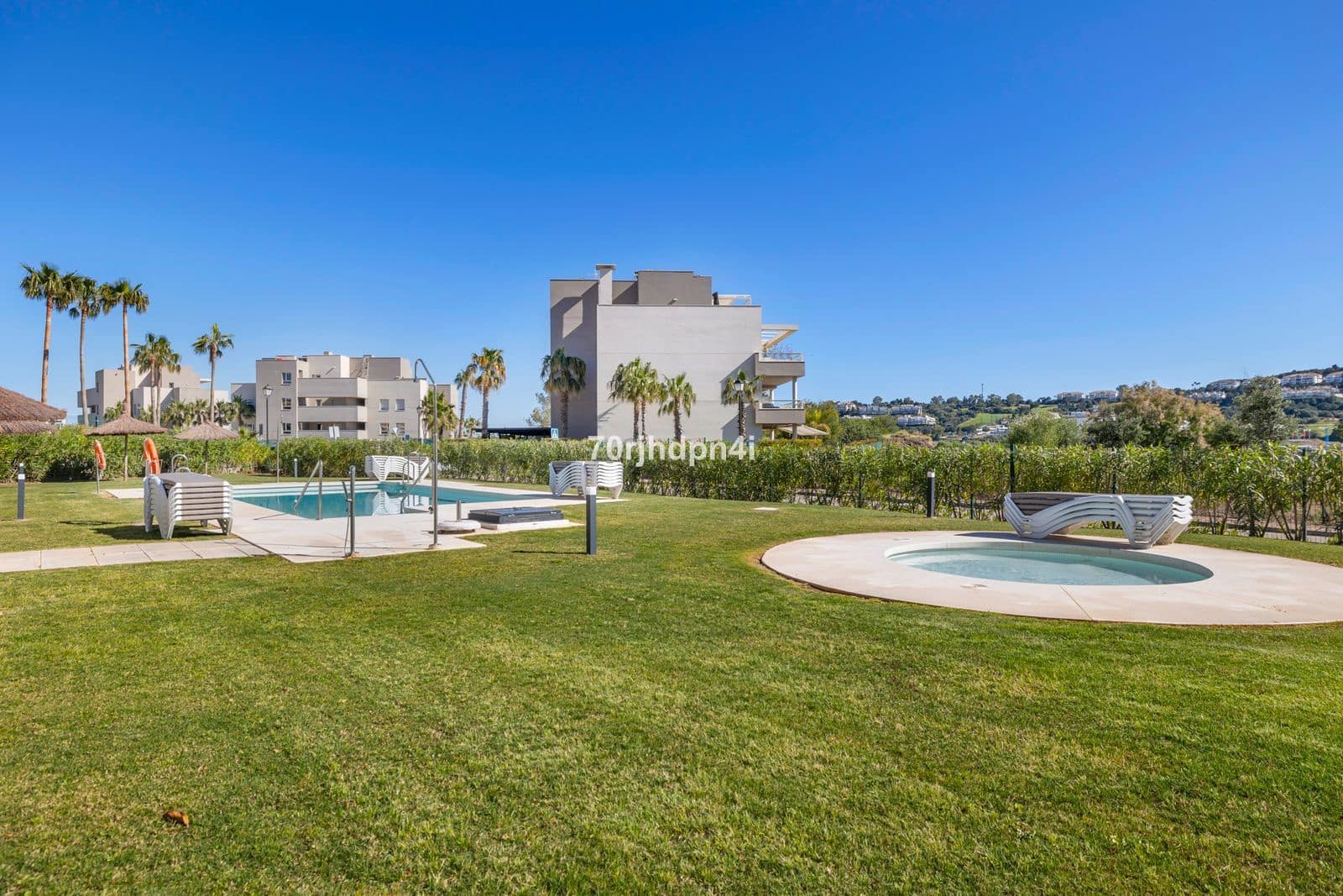 Apartamento de 2 habitaciones en Mijas Costa en venta - 435.000 € (Ref: 9796410)