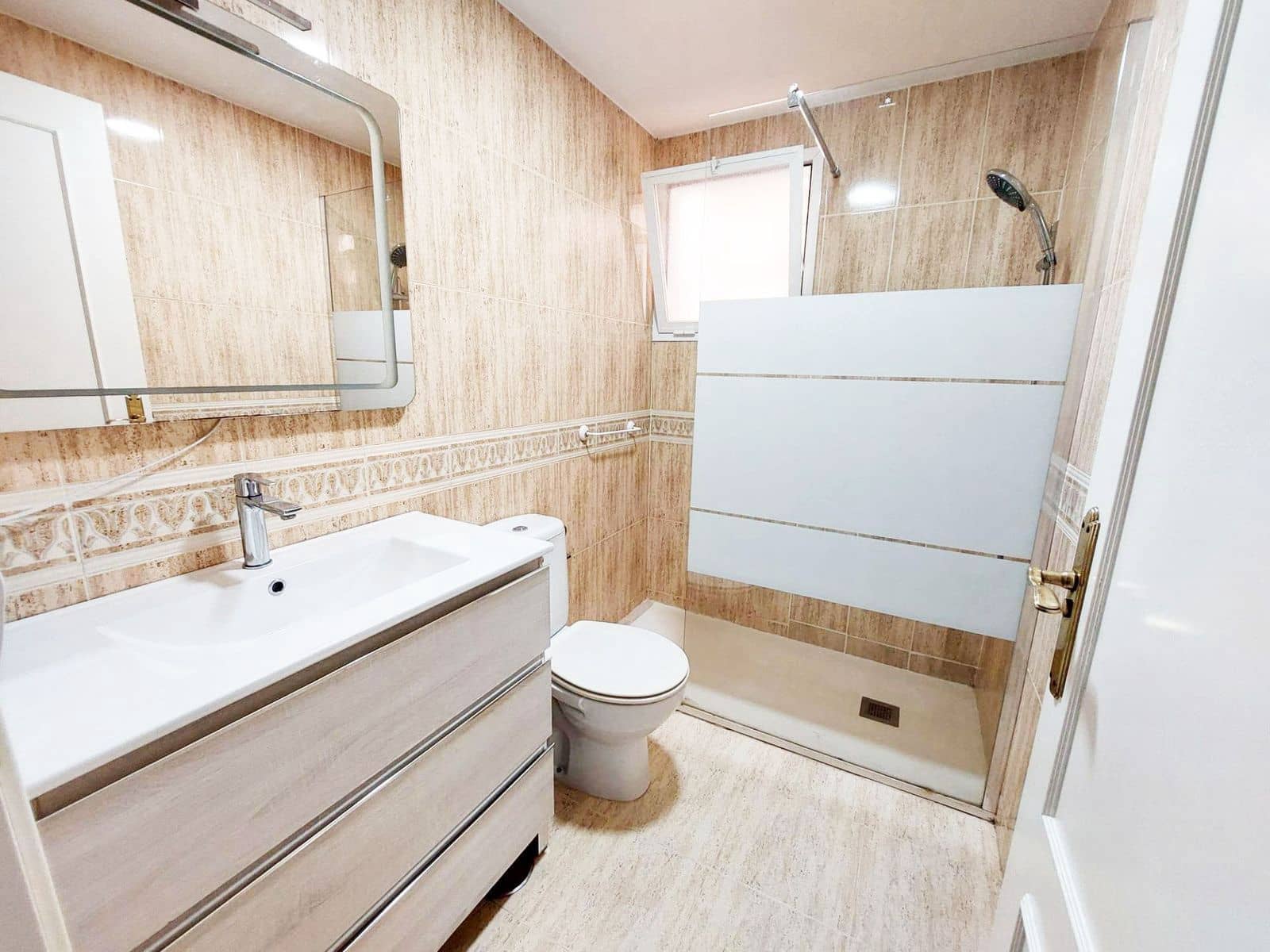 2 bedroom Apartment for sale in Torremolinos - € 375,000 (Ref: 9796414)