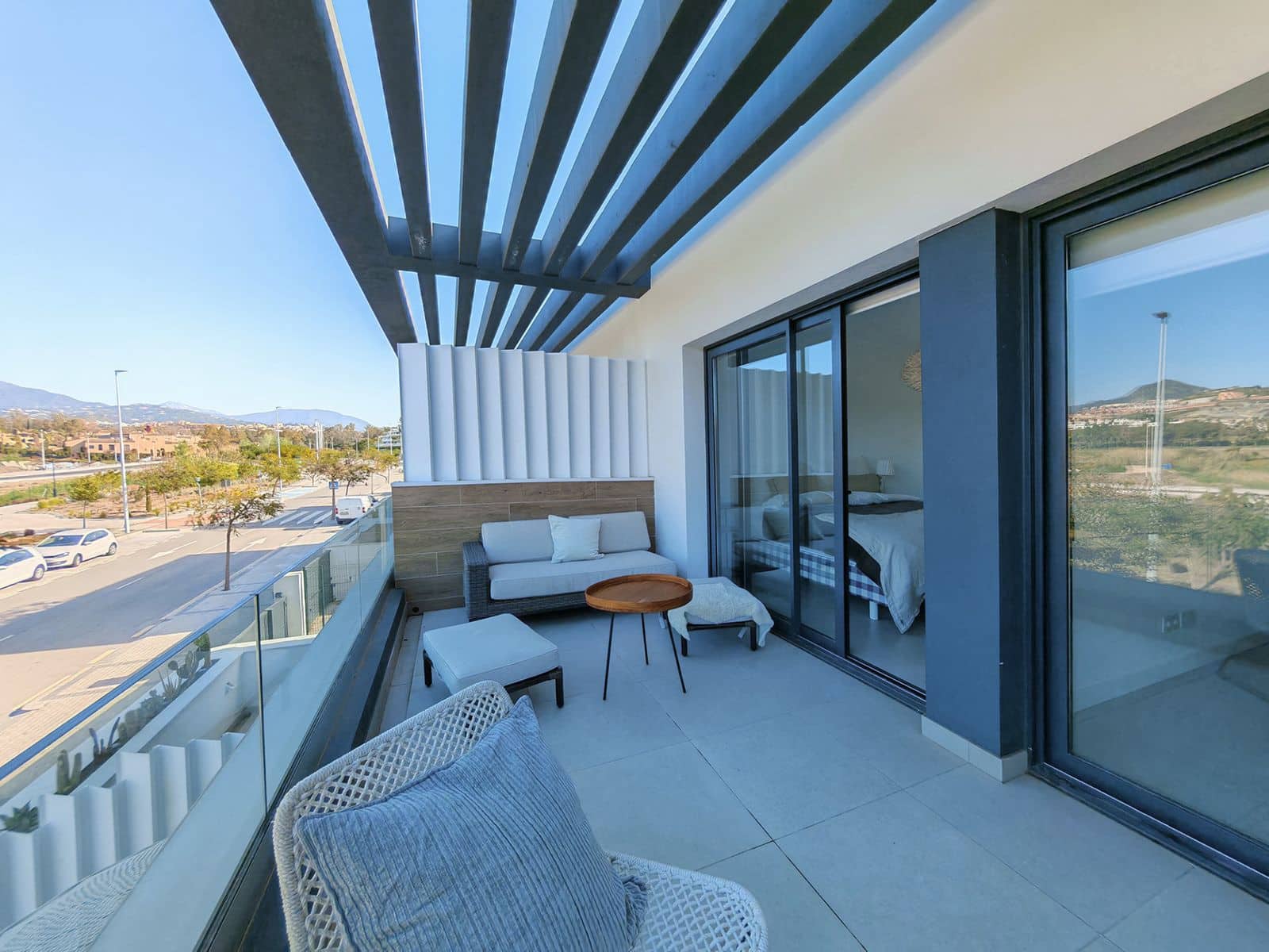 Pareado de 3 habitaciones en Estepona en venta - 785.000 € (Ref: 9796416)