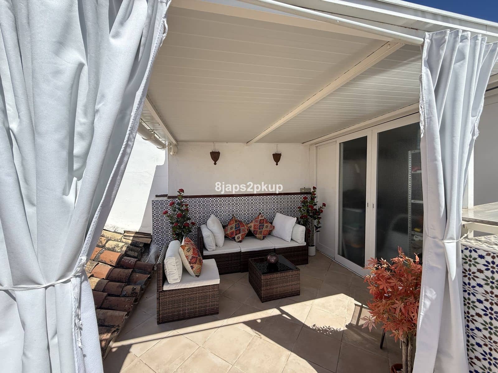 2 makuuhuone Omakotitalo myytävänä paikassa Estepona - 427 500 € (Ref: 9796418)