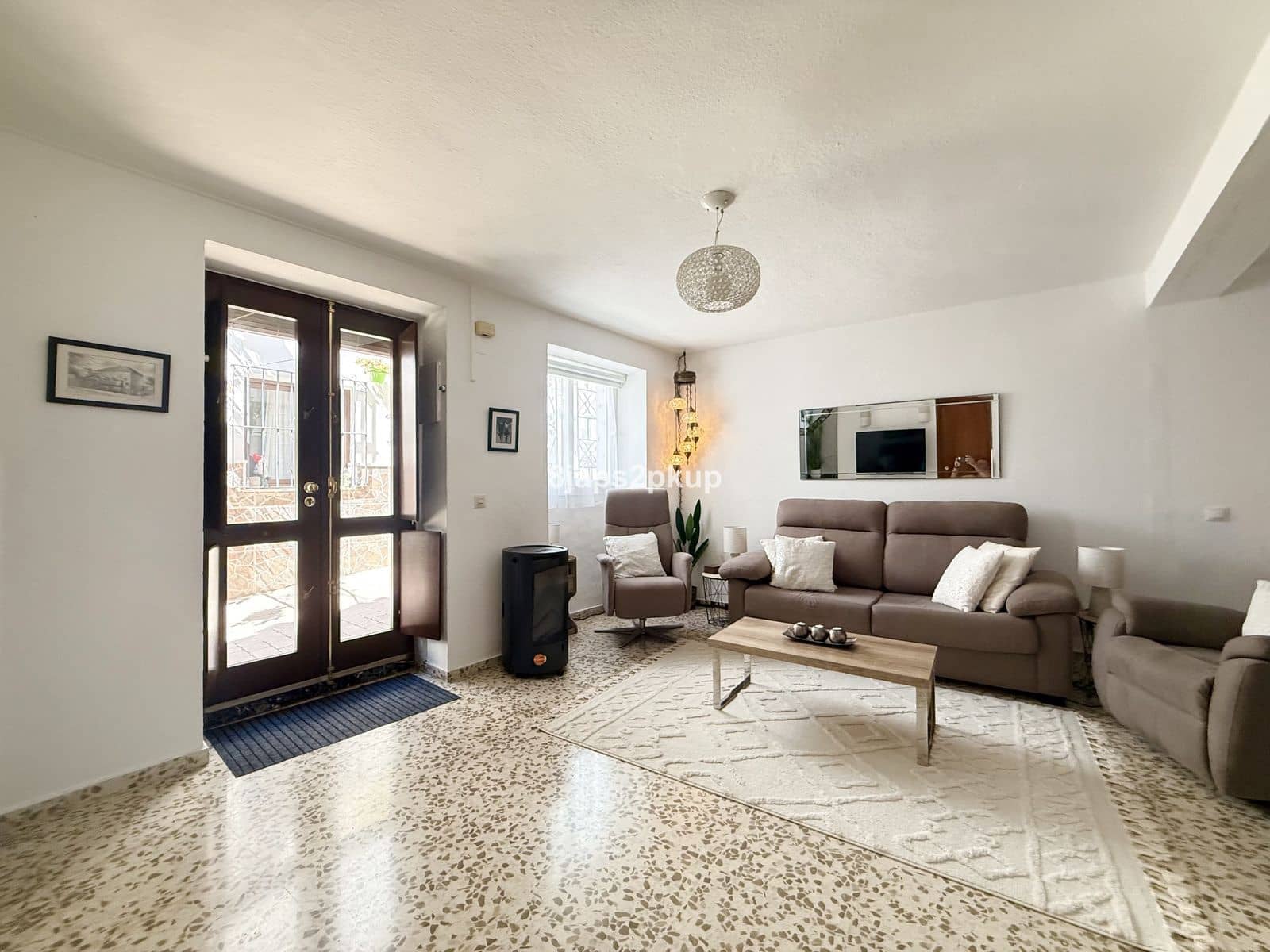 2 makuuhuone Omakotitalo myytävänä paikassa Estepona - 427 500 € (Ref: 9796418)