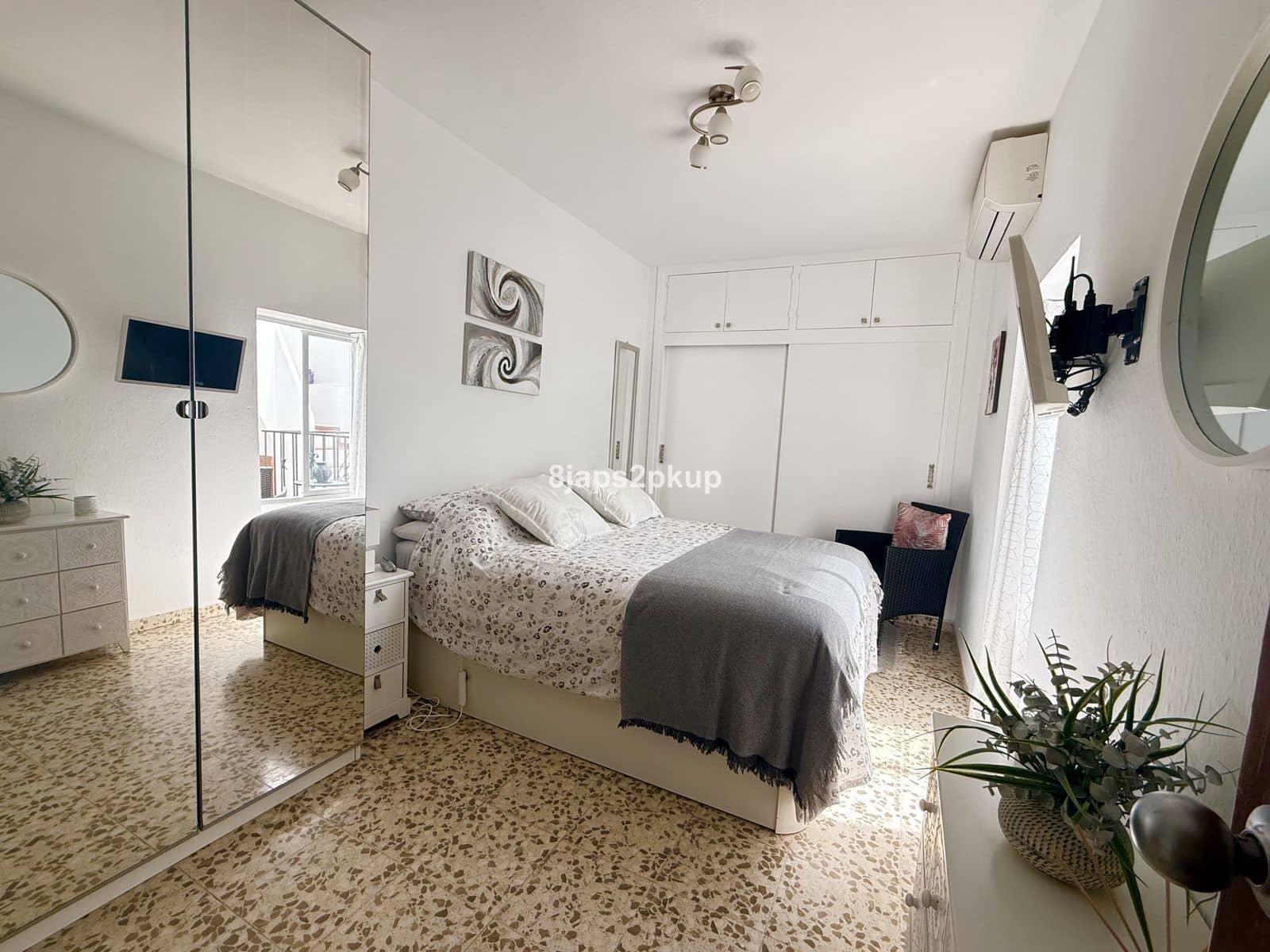 2 makuuhuone Omakotitalo myytävänä paikassa Estepona - 427 500 € (Ref: 9796418)