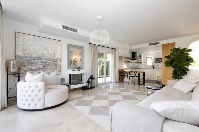 4 Zimmer Doppelhaus zu verkaufen in Calahonda, Mijas - 775.000 € (Ref: 9796419)