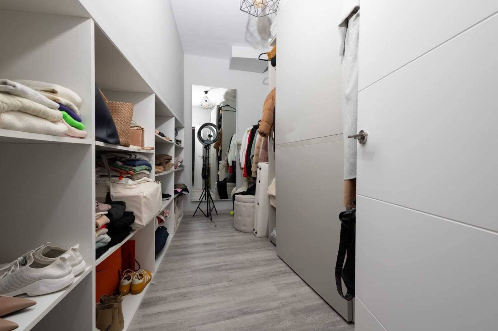 4 bedroom Semi-detached Villa for sale in Calahonda - € 775,000 (Ref: 9796419)