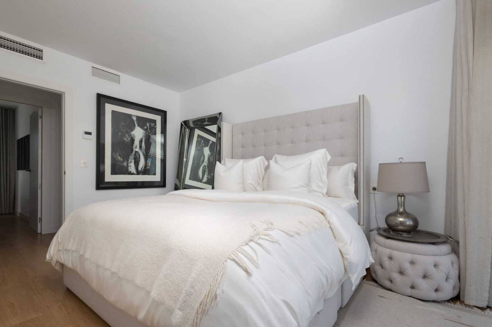 4 bedroom Semi-detached Villa for sale in Calahonda - € 775,000 (Ref: 9796419)