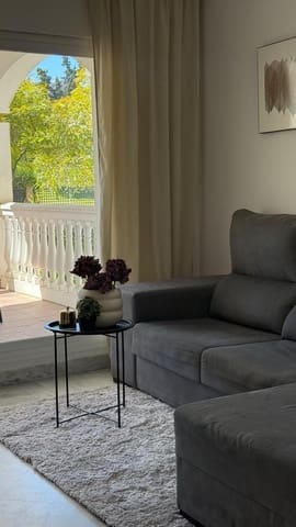 2 soverom Leilighet til salgs i Nueva Andalucia, Marbella - € 450 000 (Ref: 9796425)