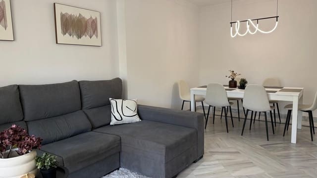 2 soverom Leilighet til salgs i Nueva Andalucia, Marbella - € 450 000 (Ref: 9796425)