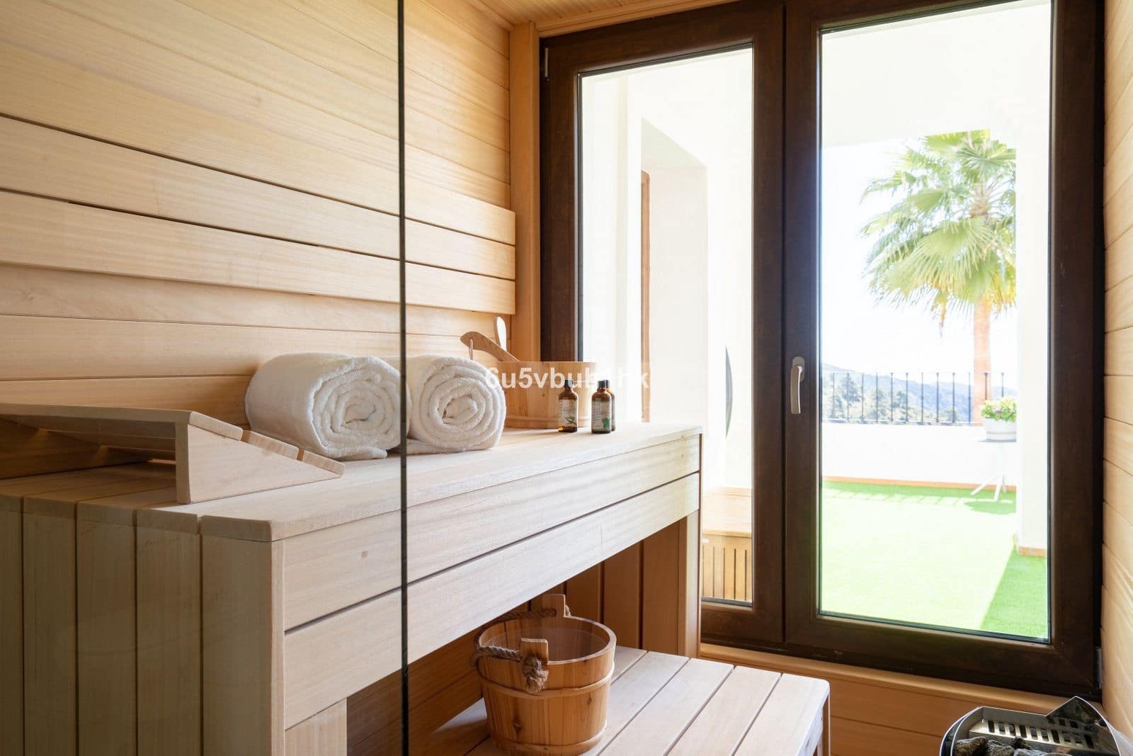 3 Zimmer Villa zu verkaufen in Benahavis - 1.350.000 € (Ref: 9796430)