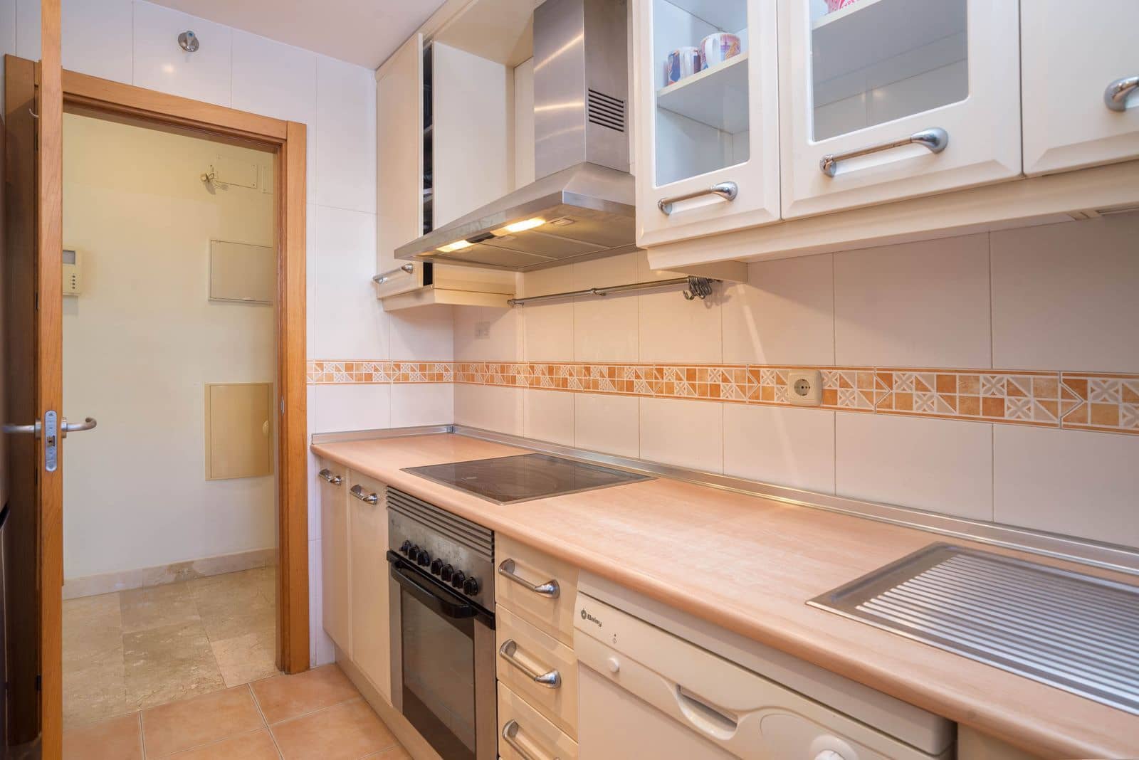 Apartamento de 2 habitaciones en Marbesa en venta - 389.000 € (Ref: 9796431)
