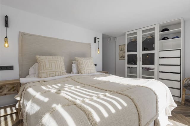 2 camera da letto Villetta Bifamiliare in vendita in Estepona - 700.000 € (Rif: 9796435)