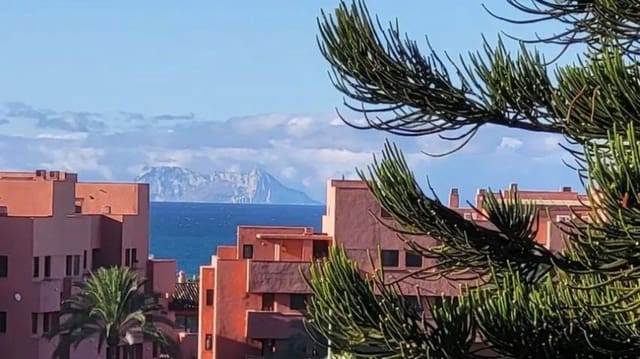 4 camera da letto Casa in vendita in Estepona - 585.000 € (Rif: 9796439)