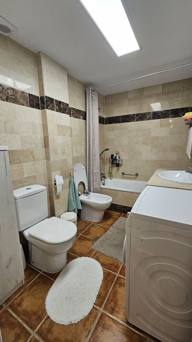 Apartamento de 1 habitación en El Paraiso en venta - 257.000 € (Ref: 9796441)