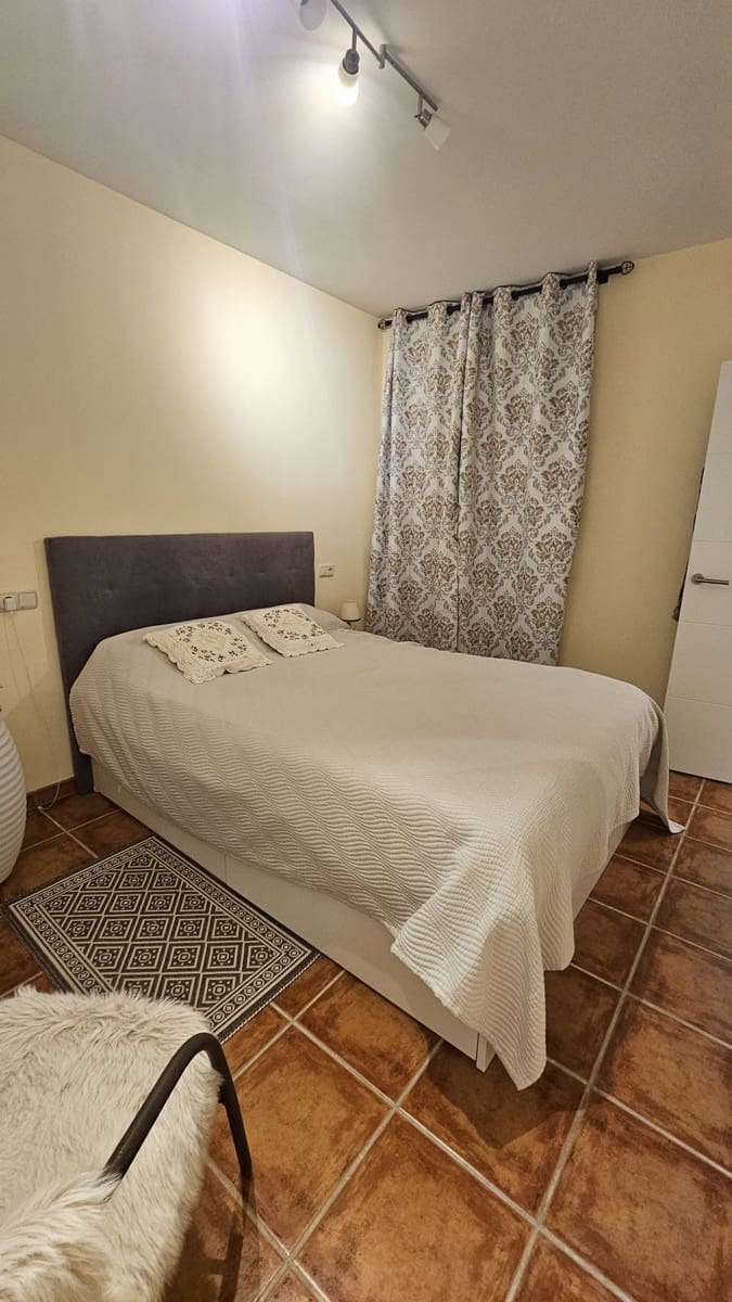 Apartamento de 1 habitación en El Paraiso en venta - 257.000 € (Ref: 9796441)