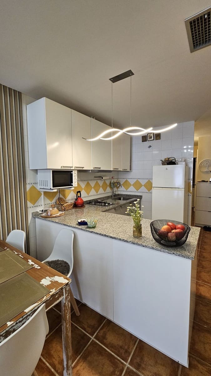 Apartamento de 1 habitación en El Paraiso en venta - 257.000 € (Ref: 9796441)