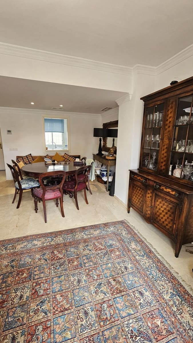 4 bedroom Townhouse for sale in San Pedro de Alcantara - € 950,000 (Ref: 9796444)