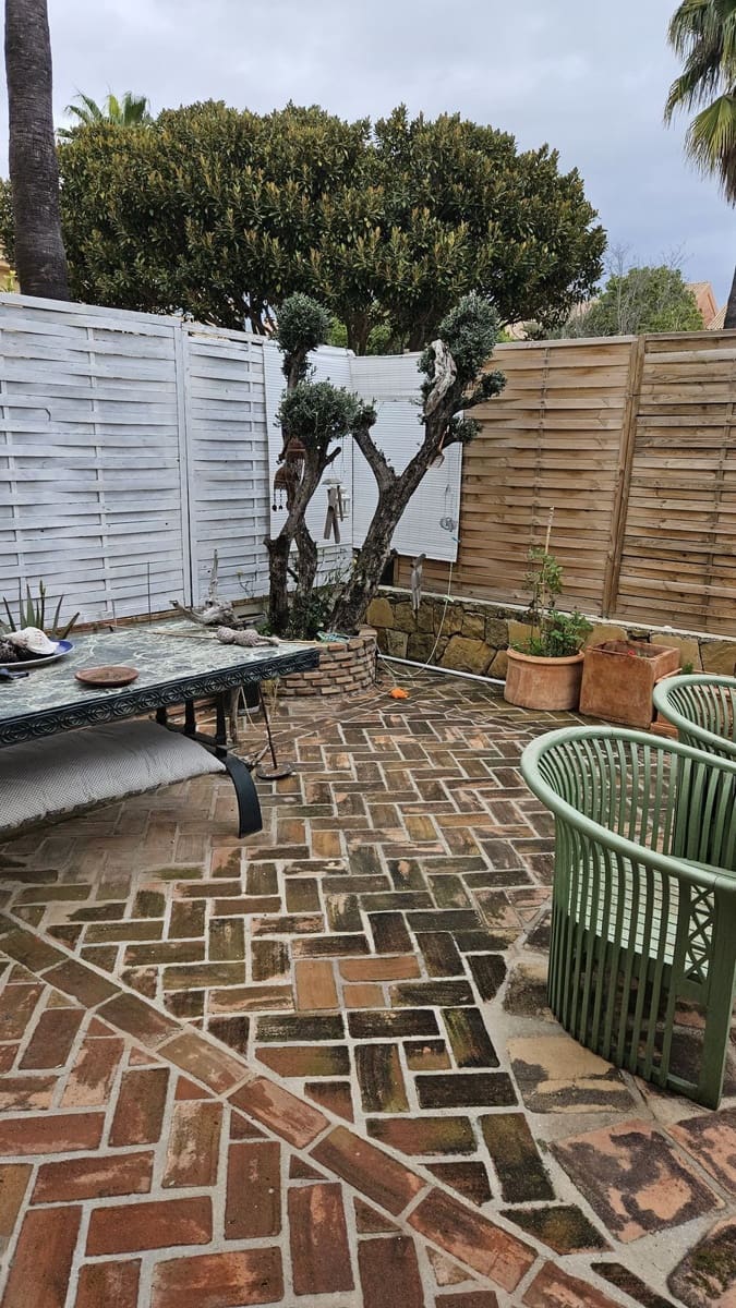 4 bedroom Townhouse for sale in San Pedro de Alcantara - € 950,000 (Ref: 9796444)