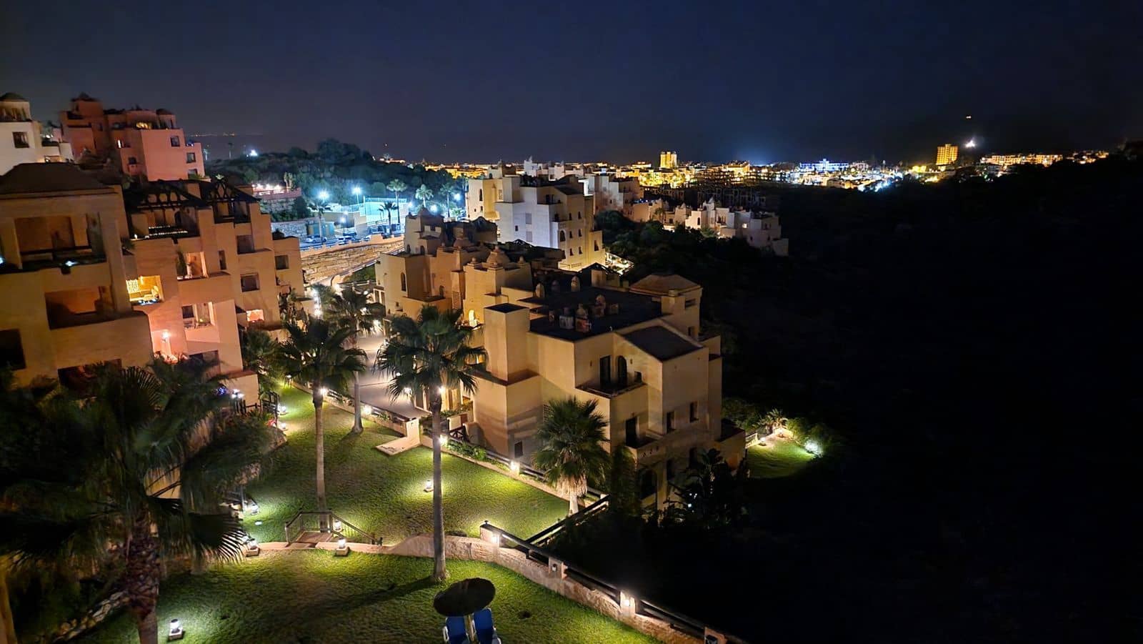 3 soverom Leilighet til salgs i La Duquesa / Puerto de la Duquesa - € 395 000 (Ref: 9796445)