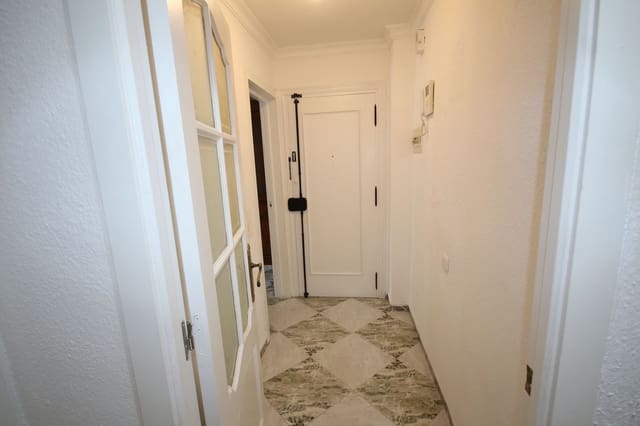 4 Zimmer Apartment zu verkaufen in Málaga Stadt - 450.000 € (Ref: 9796448)