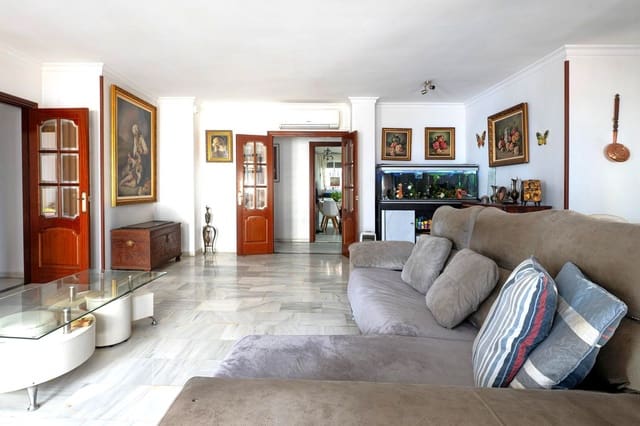 4 chambre Appartement à vendre à Victoria Eugenia, Malaga ville - 539 000 € (Ref: 9796449)