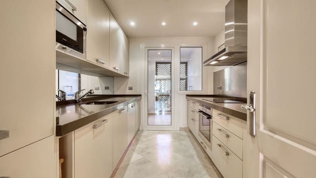 2 soveværelse Lejlighed til salg i Casares - € 440.000 (Ref: 9796450)