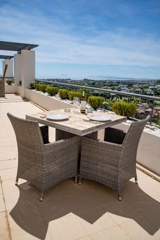 3 quarto Apartamento para venda em Los Flamingos, Benahavís - 925 000 € (Ref: 9796453)