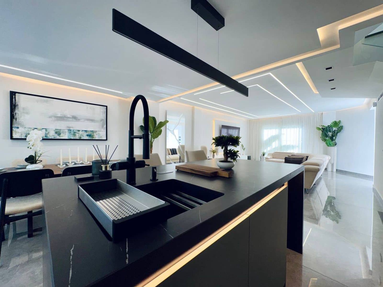 3 soveværelse Byhus til salg i Marbella - € 1.195.000 (Ref: 9796460)