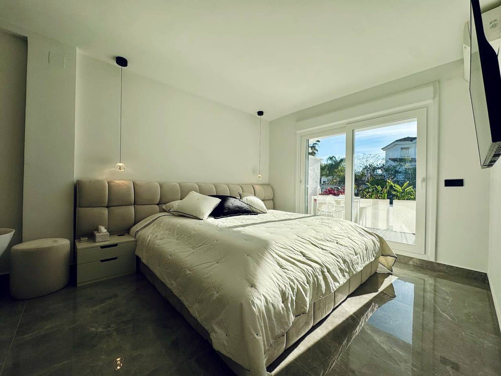 3 soveværelse Byhus til salg i Marbella - € 1.195.000 (Ref: 9796460)