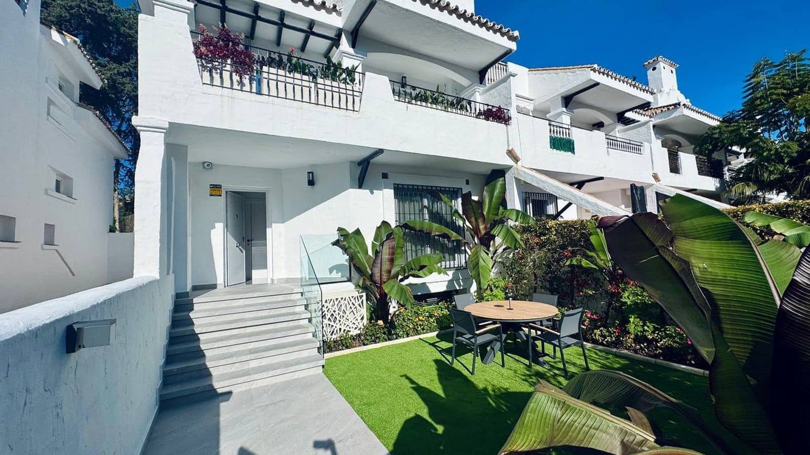 3 soveværelse Byhus til salg i Marbella - € 1.195.000 (Ref: 9796460)