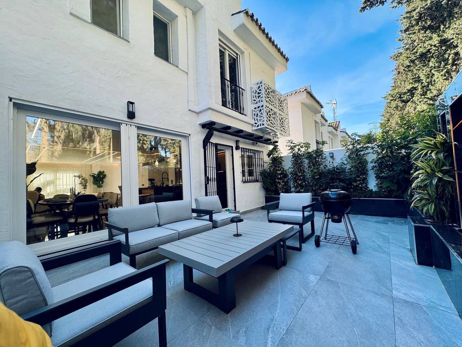 3 soveværelse Byhus til salg i Marbella - € 1.195.000 (Ref: 9796460)