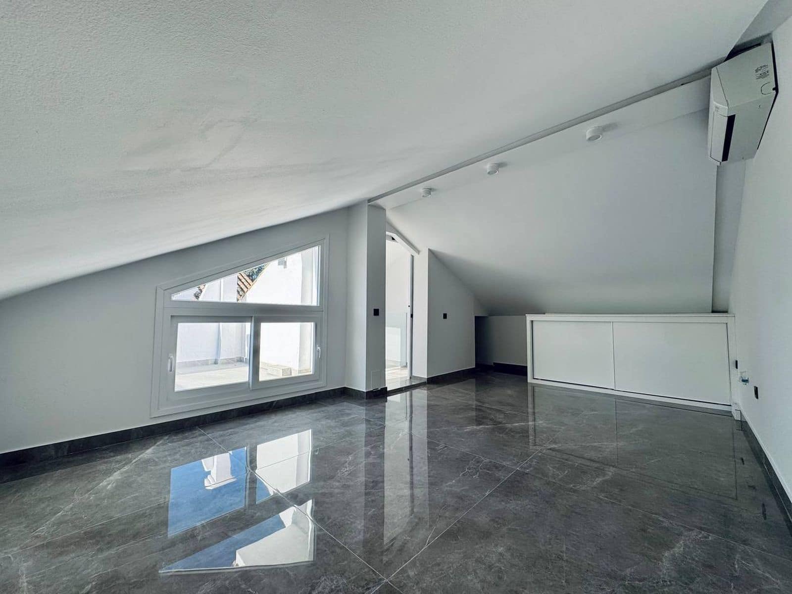 3 soveværelse Byhus til salg i Marbella - € 1.195.000 (Ref: 9796460)