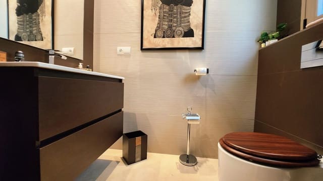 2 bedroom Semi-detached Villa for sale in La Cala de Mijas, Mijas - € 630,000 (Ref: 9796462)