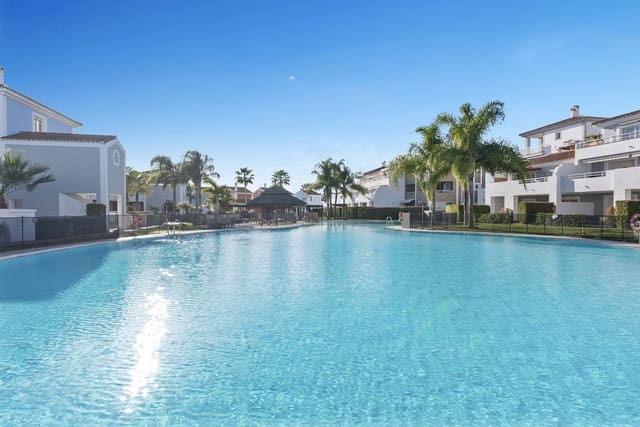 2 soverom Leilighet til salgs i New Golden Mile, Estepona - € 420 000 (Ref: 9796463)