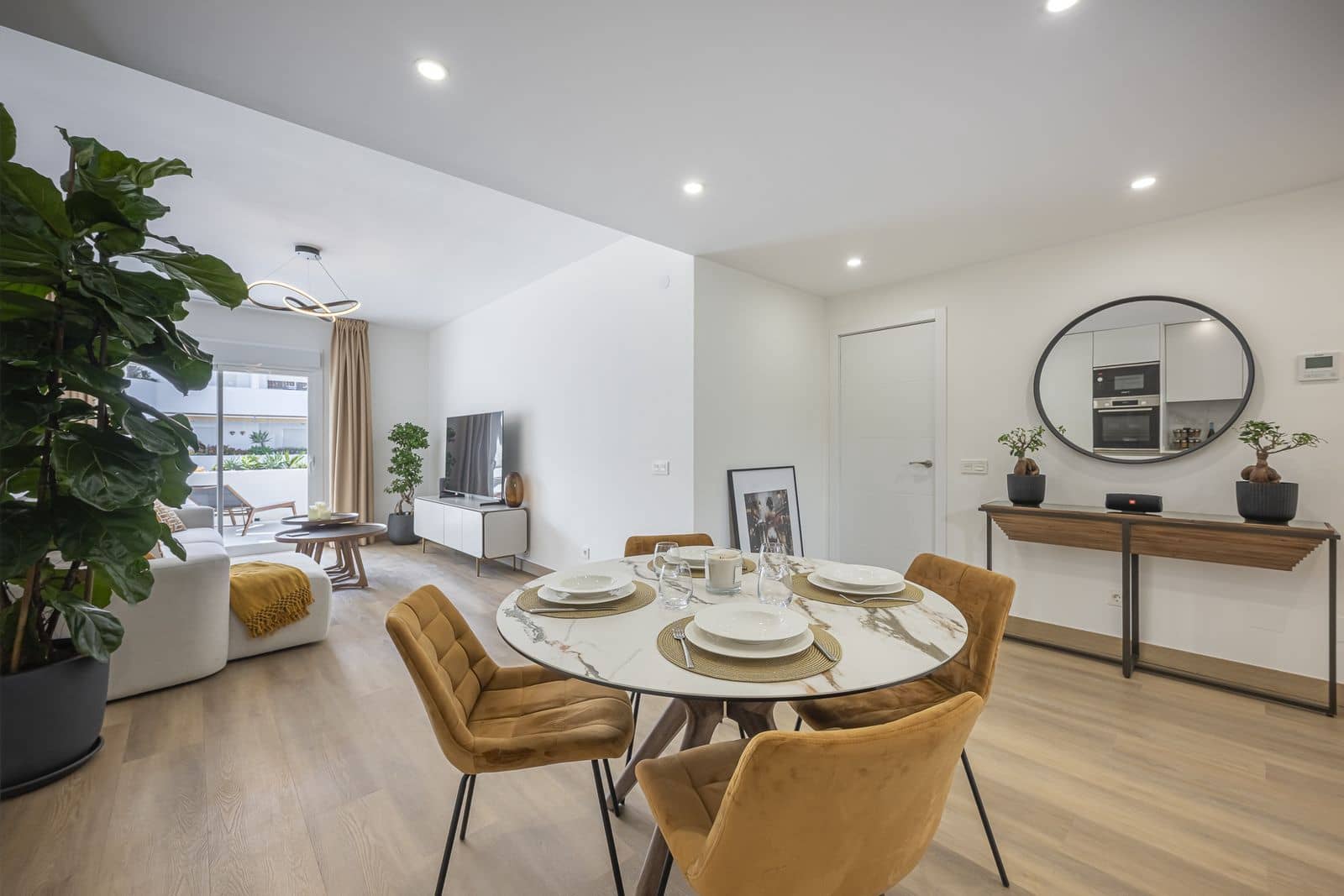 Apartamento de 1 habitación en Golden Mile en venta - 450.000 € (Ref: 9796464)