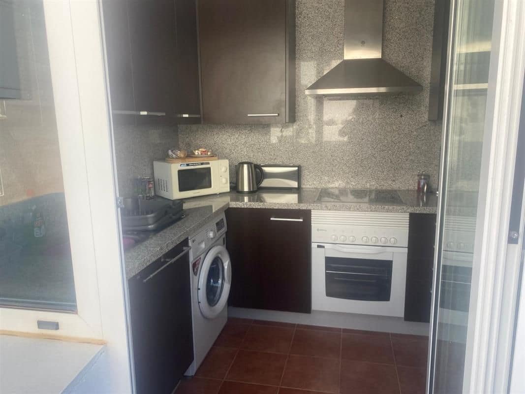 2 sypialnia Penthouse na sprzedaż w Estepona - 299 950 € (Ref: 9796467)