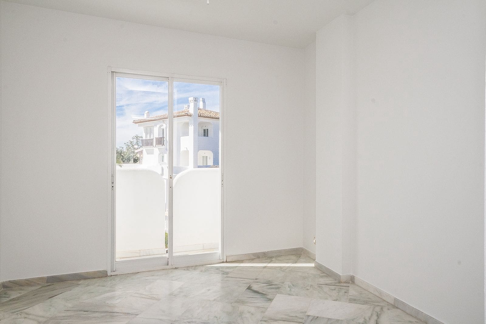 2 chambre Appartement à vendre à Elviria - 465 000 € (Ref: 9796471)