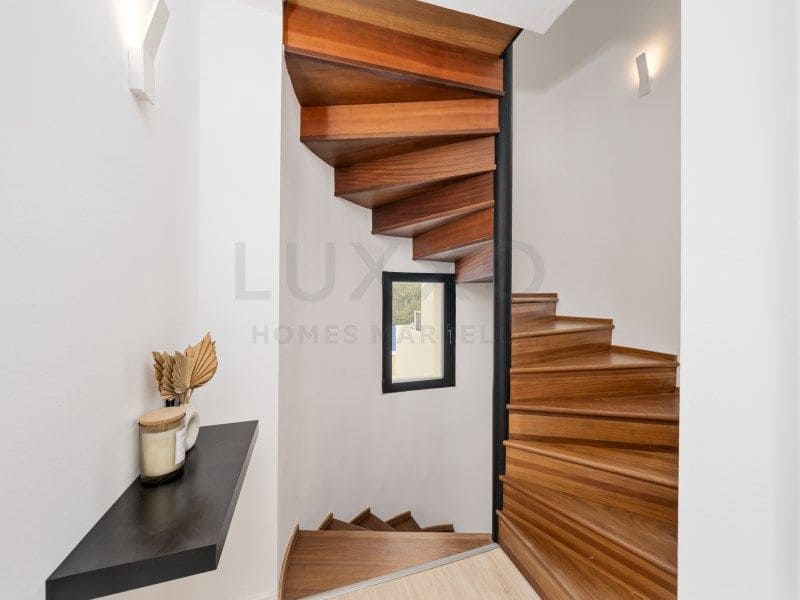 3 soveværelse Byhus til salg i Nueva Andalucia - € 850.000 (Ref: 9796472)