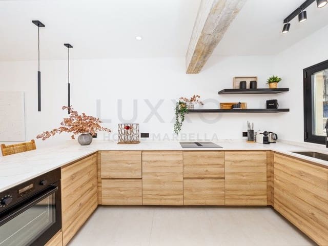 3 soveværelse Byhus til salg i Nueva Andalucia, Marbella - € 850.000 (Ref: 9796472)