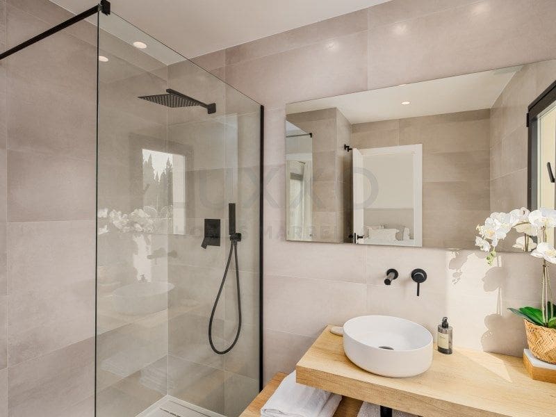 3 soveværelse Byhus til salg i Nueva Andalucia - € 850.000 (Ref: 9796472)