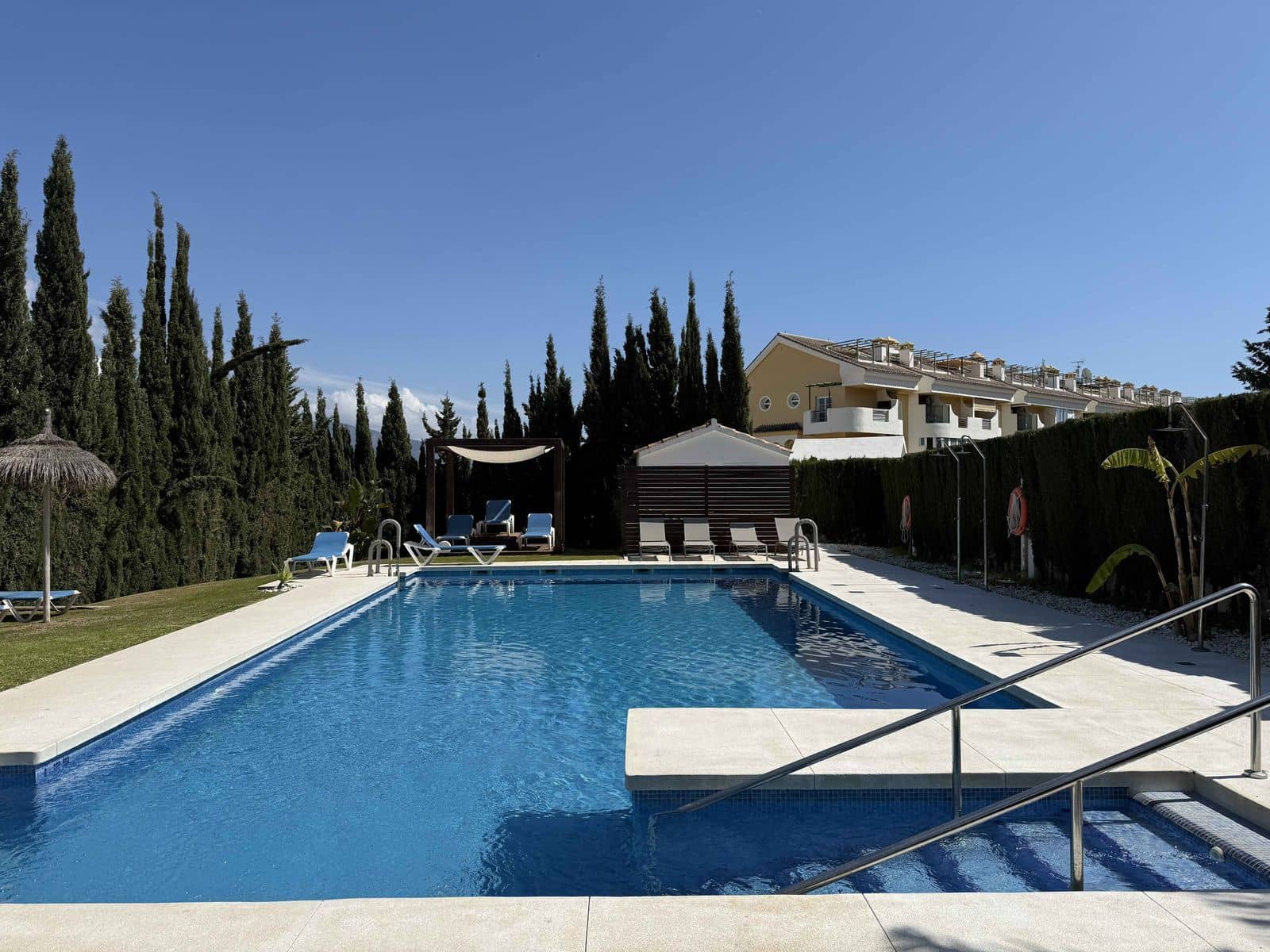 1 sypialnia Apartament na sprzedaż w Nueva Andalucia - 420 000 € (Ref: 9796474)