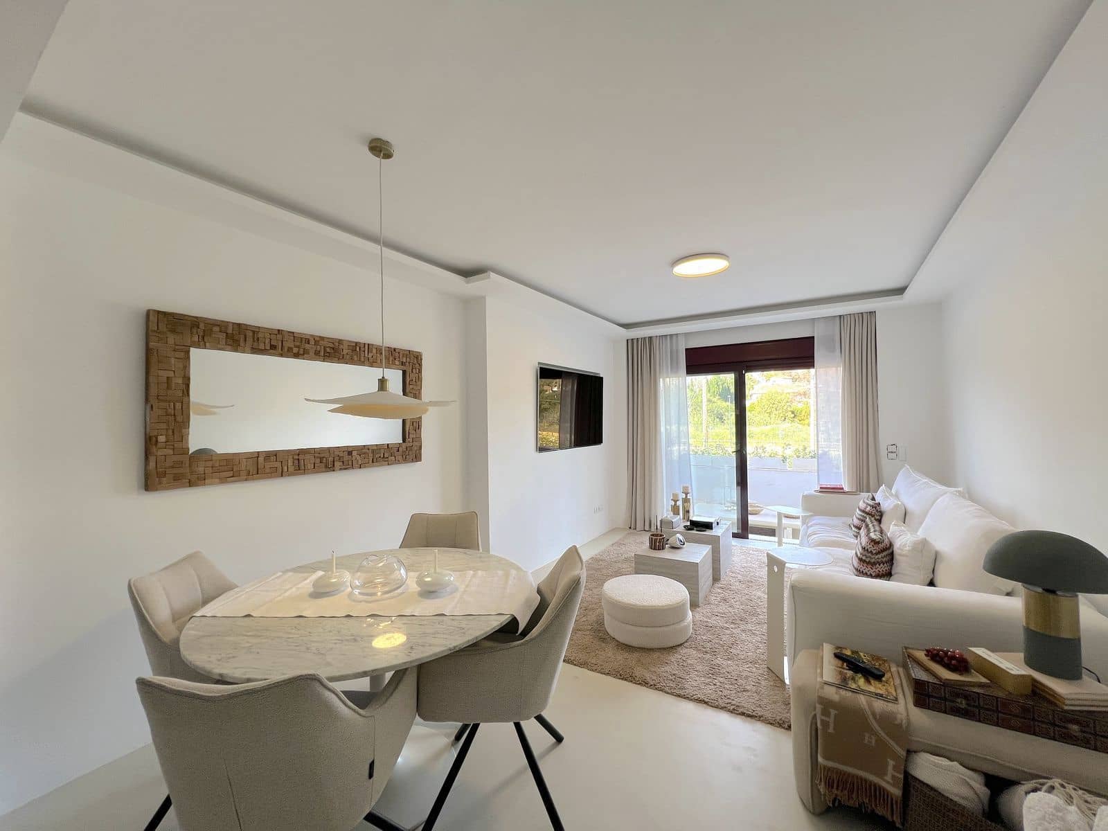 3 soveværelse Lejlighed til salg i Nueva Andalucia - € 725.000 (Ref: 9796475)