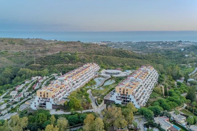 2 slaapkamer Penthouse te koop in Selwo, Estepona - € 349.000 (Ref: 9796478)