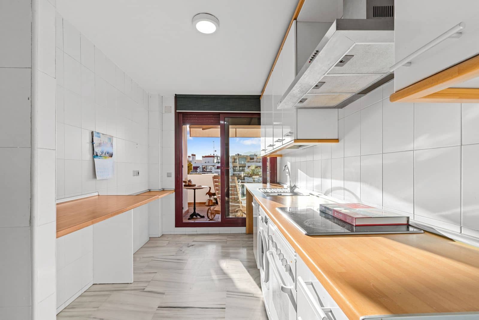 2 sypialnia Penthouse na sprzedaż w New Golden Mile - 349 000 € (Ref: 9796478)