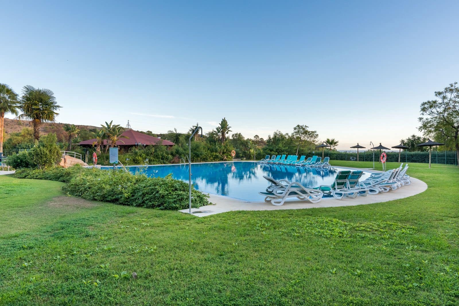 2 sypialnia Penthouse na sprzedaż w New Golden Mile - 349 000 € (Ref: 9796478)