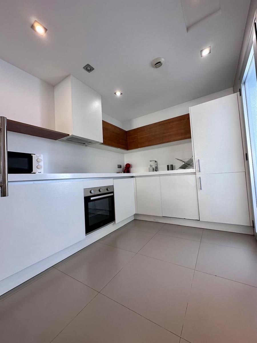 3 slaapkamer Penthouse te koop in Marbella - € 675.000 (Ref: 9796480)