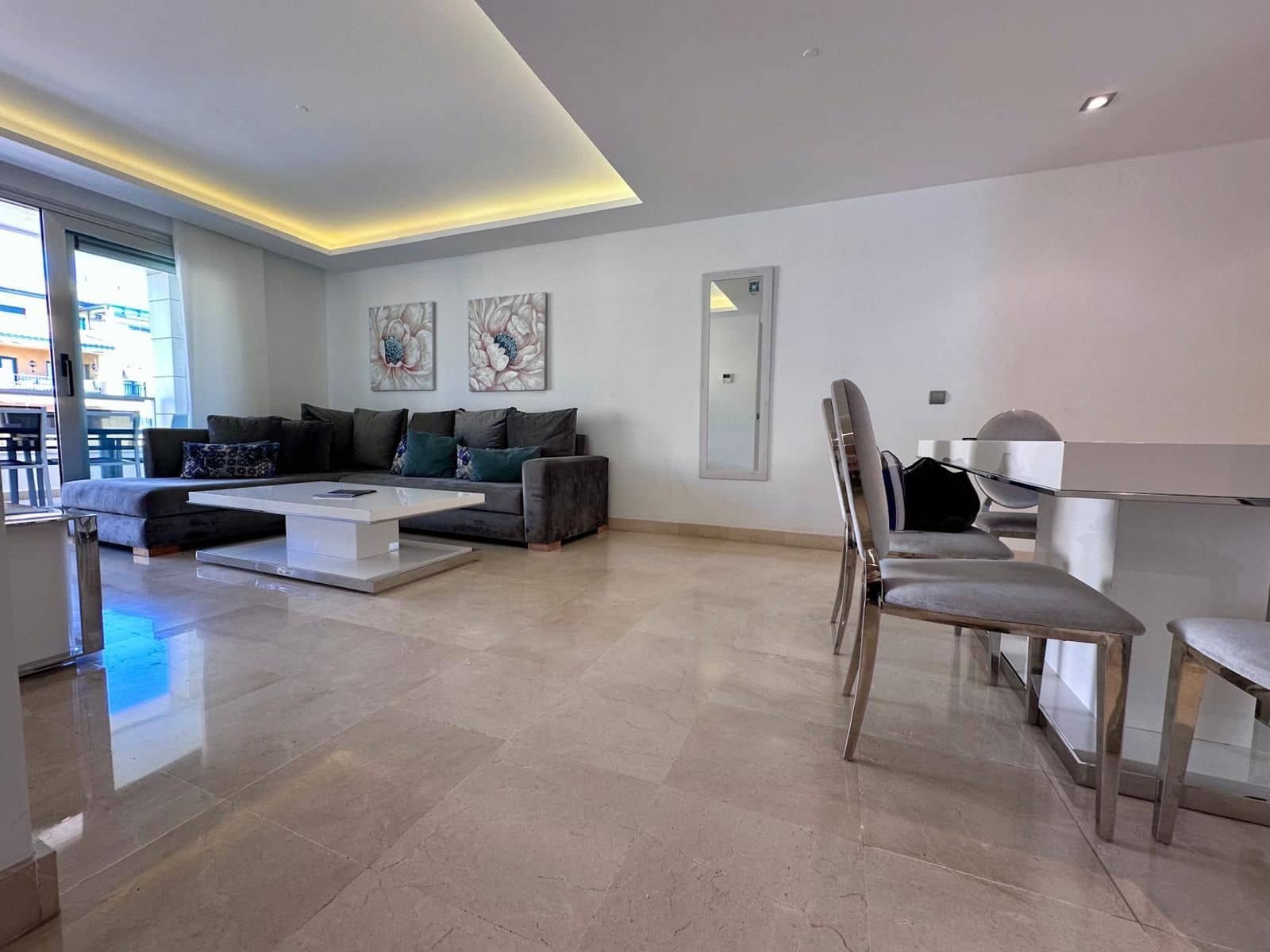 3 slaapkamer Penthouse te koop in Marbella - € 675.000 (Ref: 9796480)