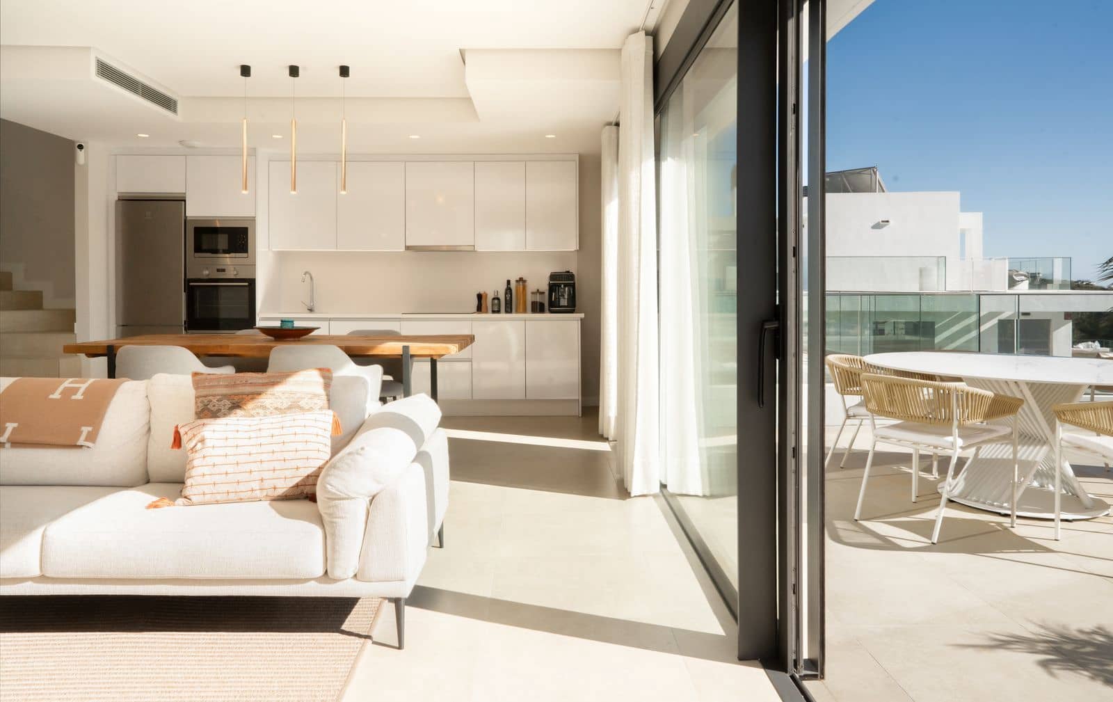 3 sypialnia Penthouse na sprzedaż w Estepona - 799 000 € (Ref: 9796481)